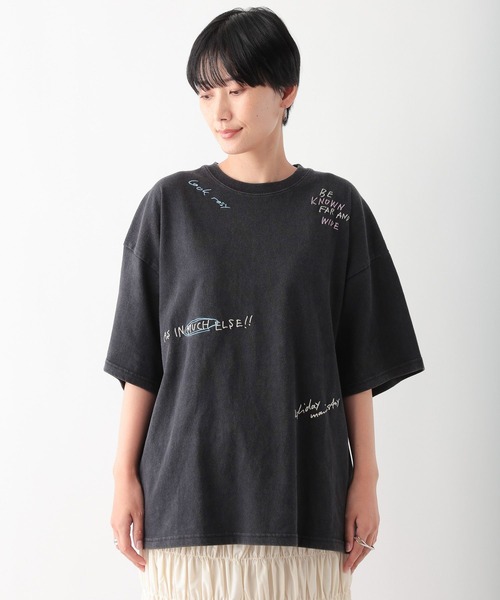 LEPSIM（レプシィム）の「リメイク風刺繍T　138739（Tシャツ/カットソー・レディース・イエロー/チャコールグレー/オフホワイト・FREE）」の22枚目の写真