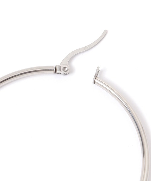 LAKOLE（ラコレ）の「ステンレスワンタッチビッグフープピアス / 144604（ピアス（両耳用）・レディース・その他1/その他2・FREE）」の4枚目の写真