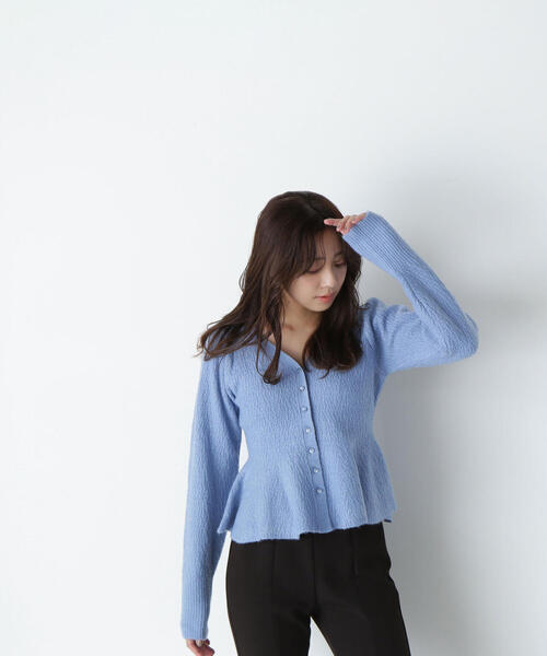 NATURAL BEAUTY BASIC（ナチュラルビューティーベーシック）の「◇リンクスペプラムカーディガン（カーディガン/ボレロ・レディース・オフホワイト/ブルー/ブラック・FREE）」の21枚目の写真