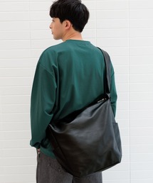 LAKOLE | フェイクレザーラージギャザーショルダーバッグ / 145311(ショルダーバッグ)