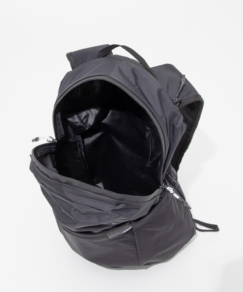 Matador（マタドール）の「MATADOR ReFraction Packable Backpack マタドール リフラクションパッカブルバックパック（バックパック/リュック・メンズ・ブラック/ホワイト系1/ブルー系1・FREE）」の16枚目の写真