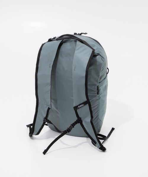 Matador（マタドール）の「MATADOR ReFraction Packable Backpack マタドール リフラクションパッカブルバックパック（バックパック/リュック・メンズ・ブラック/ホワイト系1/ブルー系1・FREE）」の22枚目の写真