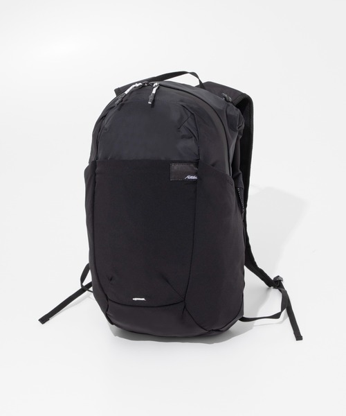 Matador（マタドール）の「MATADOR ReFraction Packable Backpack マタドール リフラクションパッカブルバックパック（バックパック/リュック・メンズ・ブラック/ホワイト系1/ブルー系1・FREE）」の18枚目の写真