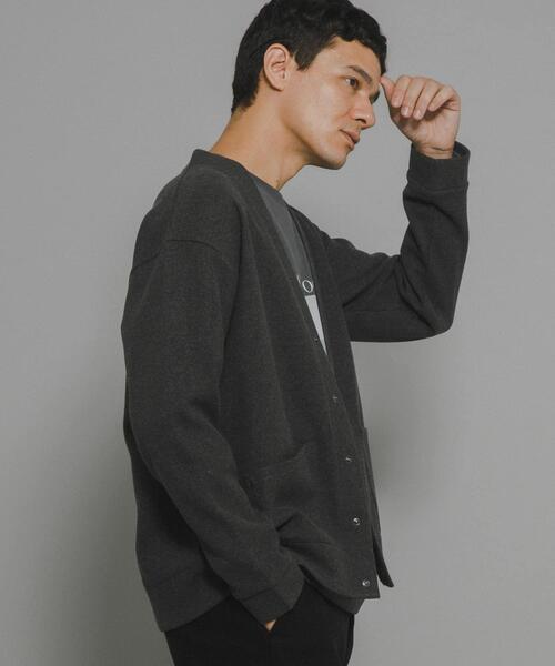 URBAN RESEARCH Sonny Label(アーバンリサーチサニーレーベル)の「ストレッチメルトンカーディガン(カーディガン/ボレロ・メンズ・ブルー系その他/ライトベージュ/チャコールグレー/ブラック・MEDIUM/LARGE)」の5枚目の写真
