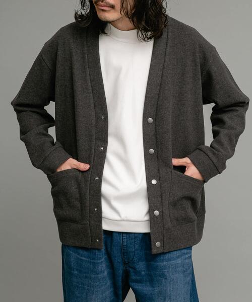 URBAN RESEARCH Sonny Label(アーバンリサーチサニーレーベル)の「ストレッチメルトンカーディガン(カーディガン/ボレロ・メンズ・ブルー系その他/ライトベージュ/チャコールグレー/ブラック・MEDIUM/LARGE)」の13枚目の写真