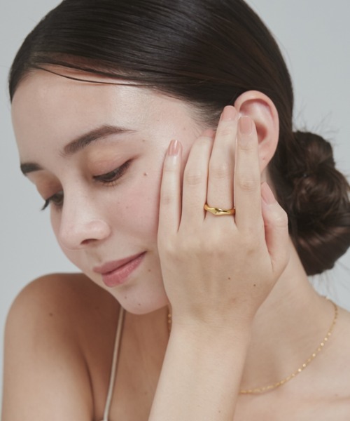 ciite' surgical stainless(シーテサージカルステンレス)の「【 金属アレルギー対応 】 ニュアンスリング サージカルステンレス(リング・レディース・ゴールド/シルバー・11号/13号/15号)」の11枚目の写真