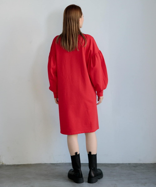 URBAN RESEARCH Sonny Label(アーバンリサーチサニーレーベル)の「袖ボリュームスウェットミニワンピース(ワンピース・レディース・オートミール/ネイビー/レッド・FREE)」の8枚目の写真