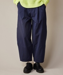R. : Wide Leg Pleats Pants