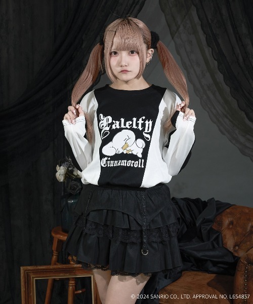Pal elfy（パルエルフィー）の「シナモロール すやすやロンT（Tシャツ/カットソー・レディース・オフホワイト/ブラック・フリー）」の5枚目の写真