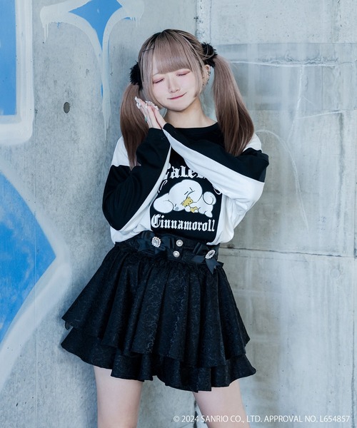 Pal elfy（パルエルフィー）の「シナモロール すやすやロンT（Tシャツ/カットソー・レディース・オフホワイト/ブラック・フリー）」の21枚目の写真