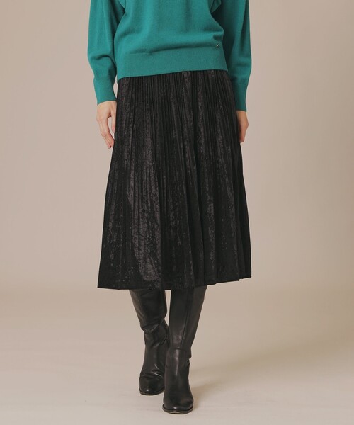 MACKINTOSH LONDON（マッキントッシュ ロンドン）の「【婦人画報掲載】クラッシュベロアプリーツスカート（スカート・レディース・グリーン系その他2/ブラック・38/36）」の2枚目の写真