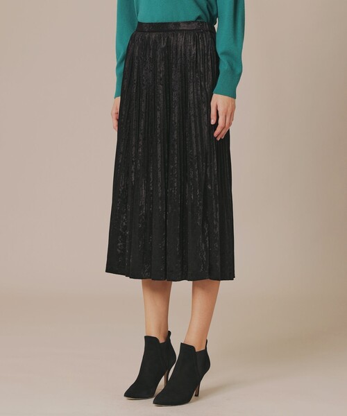 MACKINTOSH LONDON（マッキントッシュ ロンドン）の「【婦人画報掲載】クラッシュベロアプリーツスカート（スカート・レディース・グリーン系その他2/ブラック・38/36）」の6枚目の写真