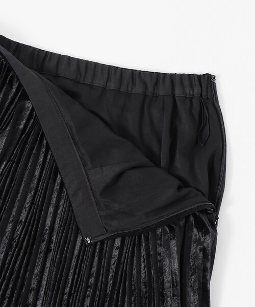 MACKINTOSH LONDON（マッキントッシュ ロンドン）の「【婦人画報掲載】クラッシュベロアプリーツスカート（スカート・レディース・グリーン系その他2/ブラック・38/36）」の8枚目の写真