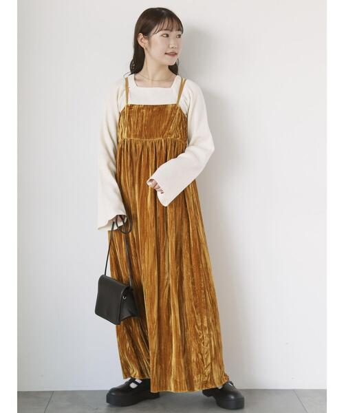 ehka sopo(エヘカソポ)の「クラッシュベロアキャミソールワンピース(ワンピース・レディース・ブルー/ブラック/マスタード・F)」の3枚目の写真