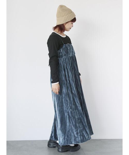 ehka sopo(エヘカソポ)の「クラッシュベロアキャミソールワンピース(ワンピース・レディース・ブルー/ブラック/マスタード・F)」の7枚目の写真