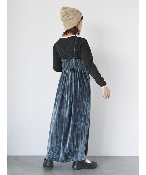 ehka sopo(エヘカソポ)の「クラッシュベロアキャミソールワンピース(ワンピース・レディース・ブルー/ブラック/マスタード・F)」の8枚目の写真