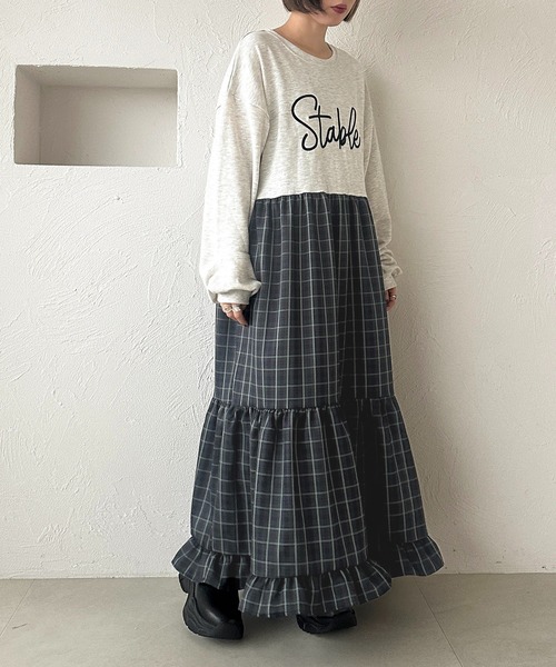 apres jour mignon(アプレジュールミニョン)の「リメイク風裏毛ワンピース【ZOZOTOWN限定アイテム】(ワンピース・レディース・ブラック/ブルー/ブラック系その他/ブラウン系その他・MEDIUM/X-LARGE/SMALL)」の18枚目の写真
