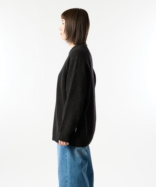 meltum(メルタム)の「WOOL CREWNECK KNIT(ニット/セーター・メンズ・ブラック/チャコールグレー・MEDIUM/LARGE)」の13枚目の写真