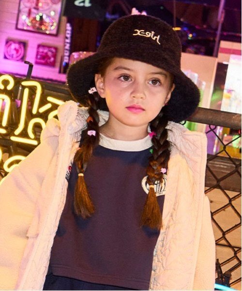 X-girl Stages（エックスガールステージス）の「ファーバケットハット（ハット・キッズ・ブラック/アイボリー・L(52-56cm)/M(48-52cm)）」の15枚目の写真