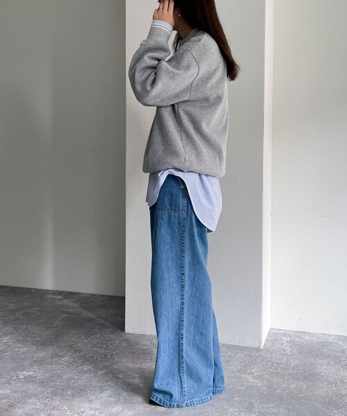 fredy emue(フレディエミュ)の「両面起毛リブラインFR刺繍スウェットプルオーバー(スウェット・レディース・アイボリー/ネイビー/グレー/オフホワイト・38)」の10枚目の写真