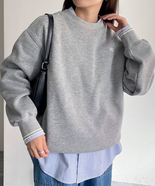 fredy emue(フレディエミュ)の「両面起毛リブラインFR刺繍スウェットプルオーバー(スウェット・レディース・アイボリー/ネイビー/グレー/オフホワイト・38)」の14枚目の写真