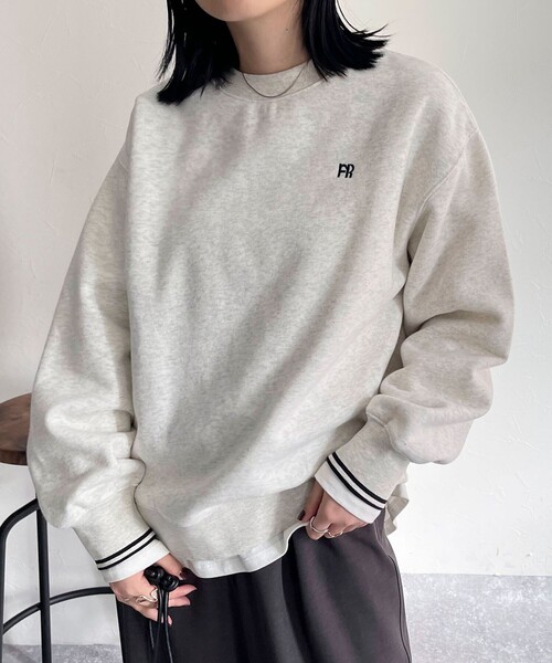 fredy emue(フレディエミュ)の「両面起毛リブラインFR刺繍スウェットプルオーバー(スウェット・レディース・アイボリー/ネイビー/グレー/オフホワイト・38)」の20枚目の写真