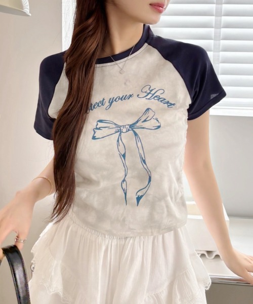 Ada.（エイダ）の「Y2K サイドシャーリング リボン デザイン ラグラン コンパクト Tシャツ（Tシャツ/カットソー・レディース・レッド/ブラック/グレー/ネイビー/ライトブルー/ピンク/ブラウン・S/M）」の5枚目の写真