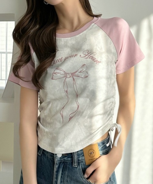 Ada.（エイダ）の「Y2K サイドシャーリング リボン デザイン ラグラン コンパクト Tシャツ（Tシャツ/カットソー・レディース・レッド/ブラック/グレー/ネイビー/ライトブルー/ピンク/ブラウン・S/M）」の6枚目の写真