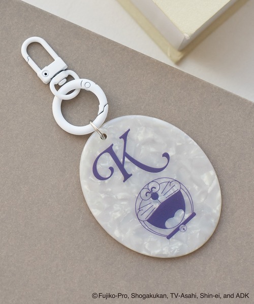 ROPE' PICNIC（ロペピクニック）の「【ドラえもんコレクション】マーブルカラーイニシャルアクリルチャーム（キーホルダー・レディース・サックスブルー/イエロー系その他/ホワイト/ライトグリーン/レッド系その他/ピンク・FREE）」の9枚目の写真