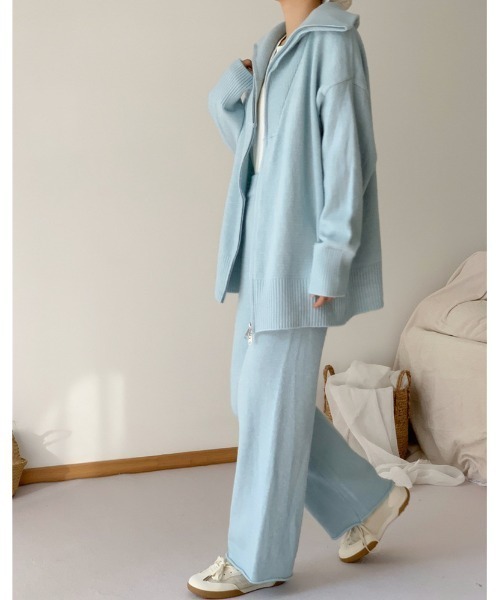 Mela(メラ)の「【セットアップ】ジップパーカー × ワイドパンツ(セットアップ・レディース・ホワイト/パープル/ブラック/ブルー/グレー・FREE)」の5枚目の写真