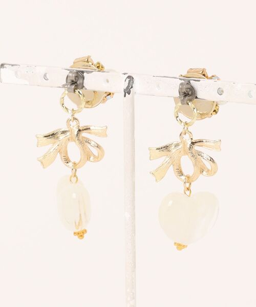 tone(トーン)の「【RosraiE】ビジューパールリボンハート ピアス(MA)(ピアス(両耳用)・レディース・ゴールド・FREE)」の7枚目の写真