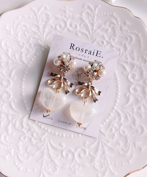 tone(トーン)の「【RosraiE】ビジューパールリボンハート ピアス(MA)(ピアス(両耳用)・レディース・ゴールド・FREE)」の2枚目の写真