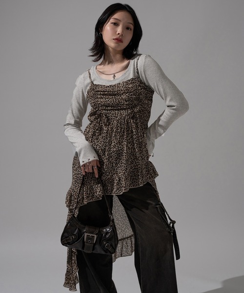 apres jour mignon（アプレジュールミニョン）の「ドロストフリルキャミチュニック【ZOZOTOWN限定アイテム】（チュニック・レディース・チャコールグレー/アイボリー/ブラウン系その他/ブラック系その他/ダークブラウン・X-LARGE/フリー）」の5枚目の写真