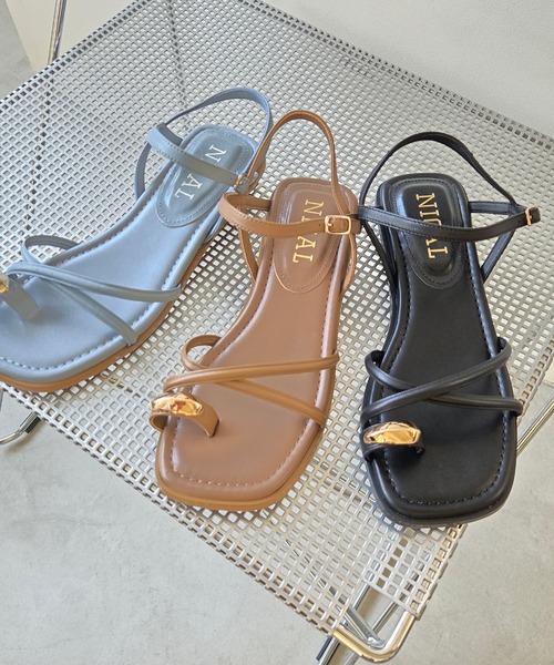 NICAL（ニカル）の「【本革】【NICAL】ナローストラップサムリングサンダル/554210（サンダル・レディース・アイボリー/ブラック/ブルー/ブラウン・X-LARGE/LARGE/MEDIUM/SMALL）」の6枚目の写真