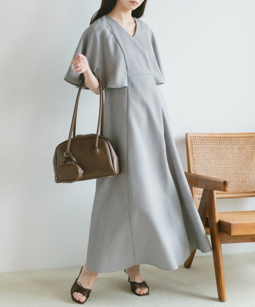 VANNIE U(ヴァニーユー)の「ケープスリーブフレアワンピース(ワンピース・レディース・グレー/ベージュ・FREE)」の17枚目の写真