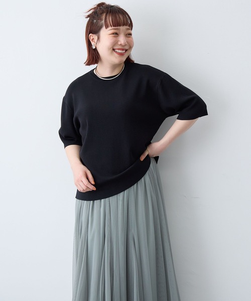 anyfee(エニフィー)の「【anyfee/プラスサイズ】ドライタッチ半袖ニット《接触冷感/洗濯可能》(ニット/セーター・レディース・ブラック/オフホワイト/オレンジ・5L/4L/LL/3L)」の11枚目の写真