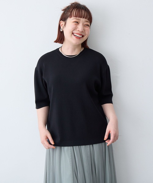 anyfee(エニフィー)の「【anyfee/プラスサイズ】ドライタッチ半袖ニット《接触冷感/洗濯可能》(ニット/セーター・レディース・ブラック/オフホワイト/オレンジ・5L/4L/LL/3L)」の14枚目の写真