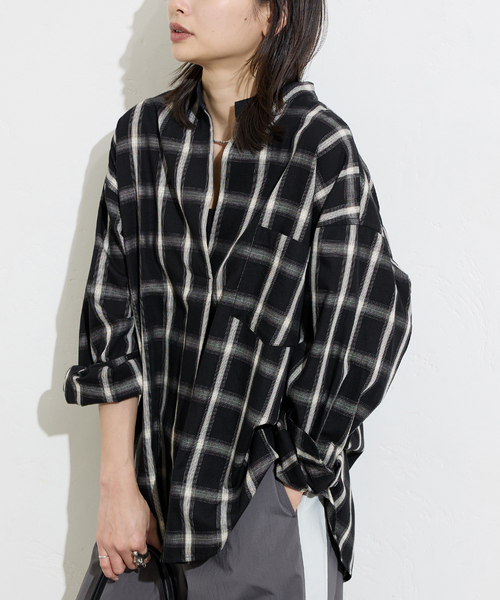 JOURNAL STANDARD(ジャーナルスタンダード)の「《追加》スタンドプルオーバー(シャツ/ブラウス・レディース・ホワイト/ピンク/ブラックミックス/ホワイト×ホワイト/ブラック系その他・FREE)」の3枚目の写真
