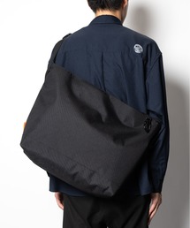 『MAKAVELIC』URBAN MESSENGER BAG