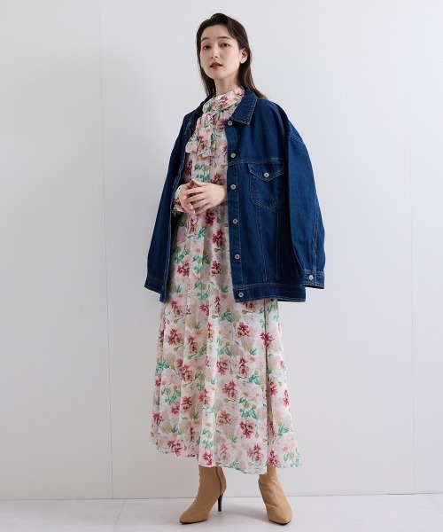QUEENS COURT(クイーンズコート)の「フラワーシアーハイネックブラウス≪洗濯機で洗える≫(シャツ/ブラウス・レディース・パープル/ピンク/ネイビー・M)」の18枚目の写真