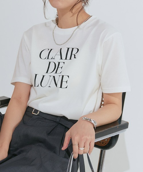 Pierrot（ピエロ）の「【接触冷感・イージーケア】オーバーサイズロゴTシャツ（Tシャツ/カットソー・レディース・ブラック系その他/ホワイト系その他2/ネイビー系/ホワイト系その他4/ホワイト系その他/ホワイト系その他3/ホワイト×シルバー/ホワイト×グレー/ホワイト×ブラック/ホワイト×ゴールド/ホワイト系その他5/チャコール・M/L）」の7枚目の写真