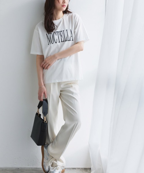 Pierrot（ピエロ）の「【接触冷感・イージーケア】オーバーサイズロゴTシャツ（Tシャツ/カットソー・レディース・ブラック系その他/ホワイト系その他2/ネイビー系/ホワイト系その他4/ホワイト系その他/ホワイト系その他3/ホワイト×シルバー/ホワイト×グレー/ホワイト×ブラック/ホワイト×ゴールド/ホワイト系その他5/チャコール・M/L）」の18枚目の写真