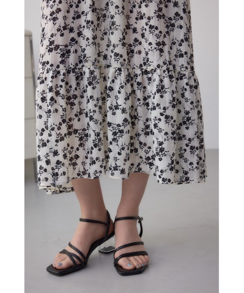 AZUL by moussy(アズールバイマウジー)の「【身長/骨格別着用画像あり】シアーチェックフラワー柄ワンピース 春服 秋服 花柄 総柄 長袖 ロングワンピース リボンタイ(ワンピース・レディース・ブラック系その他/ホワイト系その他・SMALL/MEDIUM)」の15枚目の写真