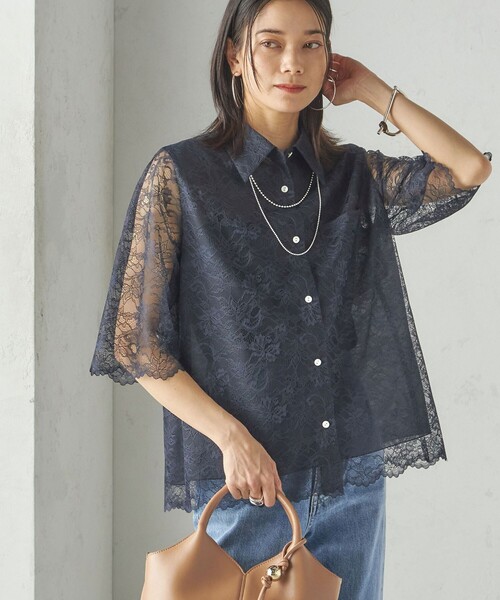 SHIPS（シップス）の「〈手洗い可能〉ラッセル レース シャツ（シャツ/ブラウス・レディース・ネイビー/サックスブルー/オフホワイト・ONE SIZE）」の2枚目の写真
