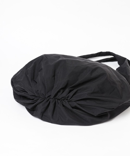 LOWRYS FARM（ローリーズファーム）の「ソフカルギャザーＢＩＧトート　 288137（トートバッグ・レディース・ピンク/アイボリー/ブラック・FREE）」の15枚目の写真