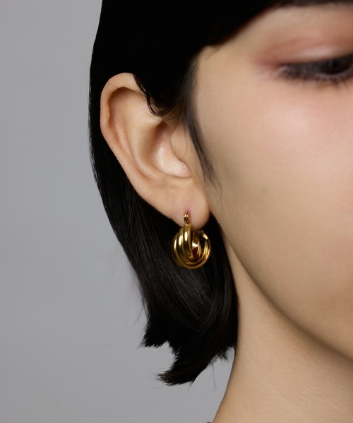 CENE（セネ）の「【CENE】セネ/トリプルウェブフープピアス(small)（ピアス（両耳用）・レディース・シルバー/ゴールド・FREE）」の11枚目の写真