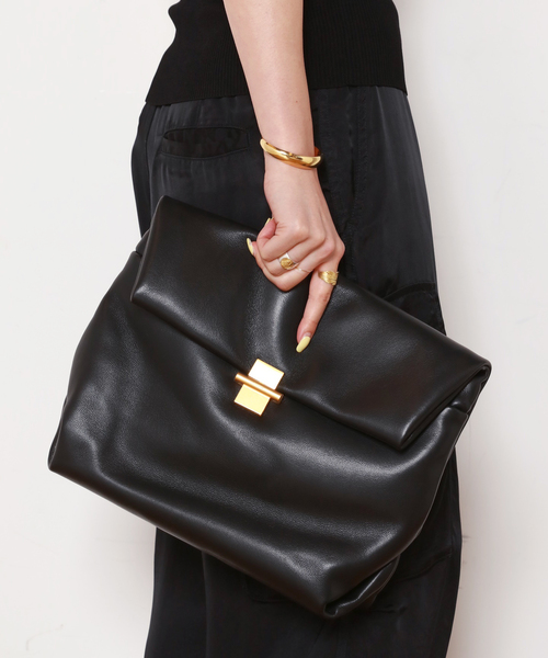 新品未使用☆AP STUDIO【SYSTEM/システム】Piper Clutch セール】【SYSTEM/システム】Piper Clutch（クラッチバッグ）｜AP