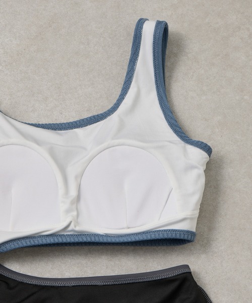 COLONY 2139(コロニートゥーワンスリーナイン)の「スリット2wayワンピース(水着・レディース・ホワイト/ブルー・FREE)」の14枚目の写真