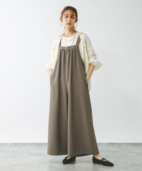 GLOBAL WORK（グローバルワーク）の「イージーケアワイドサロペ/323347（サロペット/オーバーオール・レディース・スミクロ/モカ/ライトグレー・LARGE/MEDIUM）」の8枚目の写真