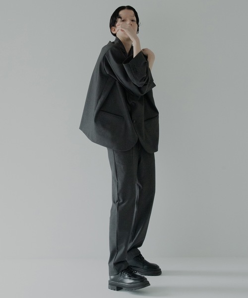 RYU(リュー)の「gabardine tapered slacks(スラックス・メンズ・ダークネイビー/ダークグレー・2/4/3/1)」の5枚目の写真